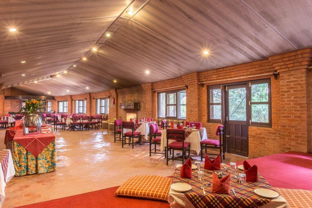 Godavari Village Resort Lalitpur Luaran gambar